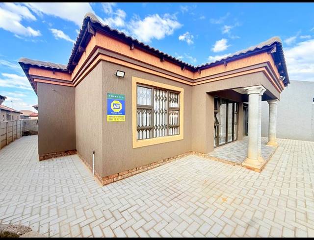 3 BEDROOM HOUSE FOR SALE IN VANDERBIJLPARK CE 4